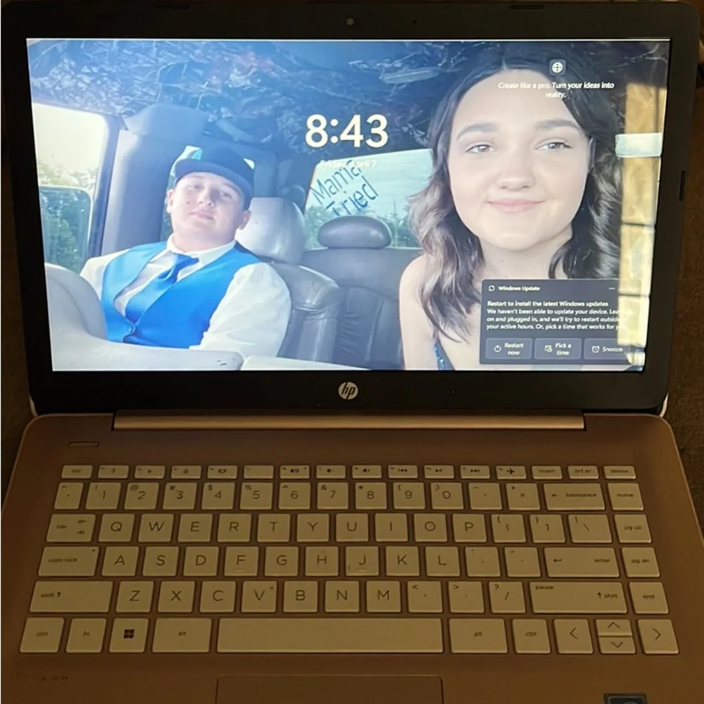 hp laptop. haven’t had it a year yet. never really used it.